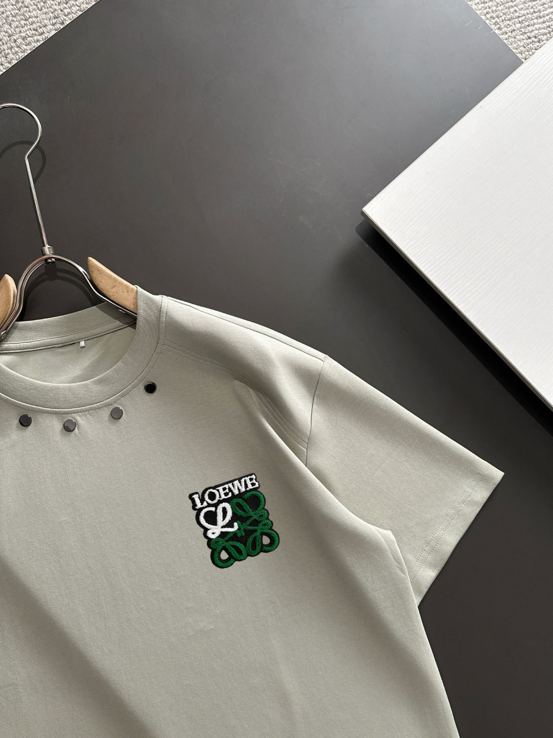 LuxluxHouse Best Quality Clothes T-shirt Loewe