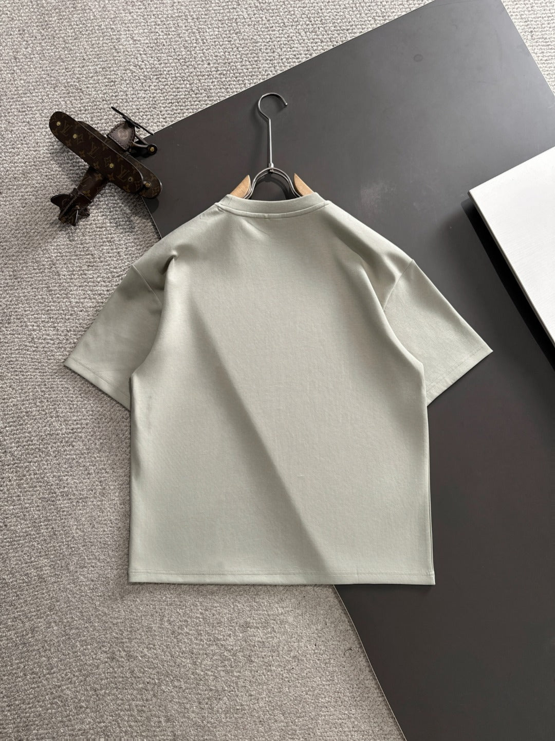 LuxluxHouse Best Quality Clothes T-shirt Loewe