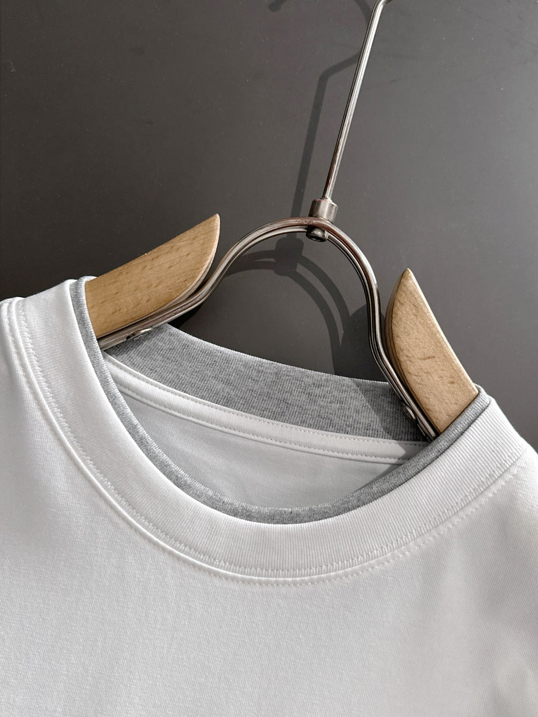 LuxluxHouse Best Quality Clothes T-shirt Prada
