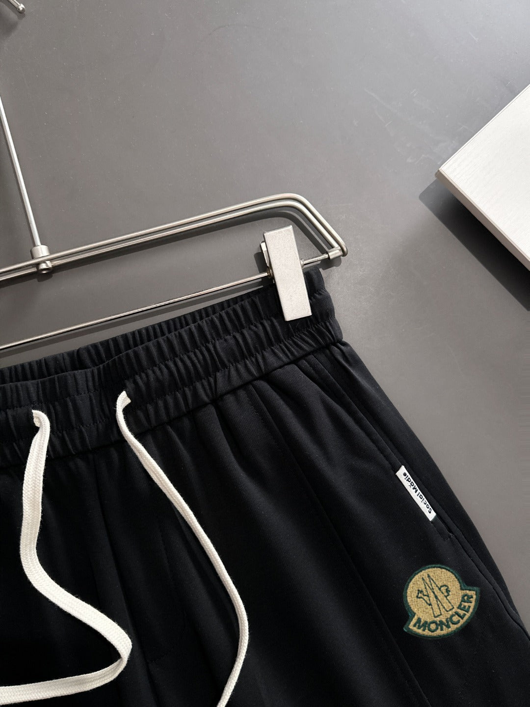 LuxluxHouse Best Quality Clothes Pants Moncler