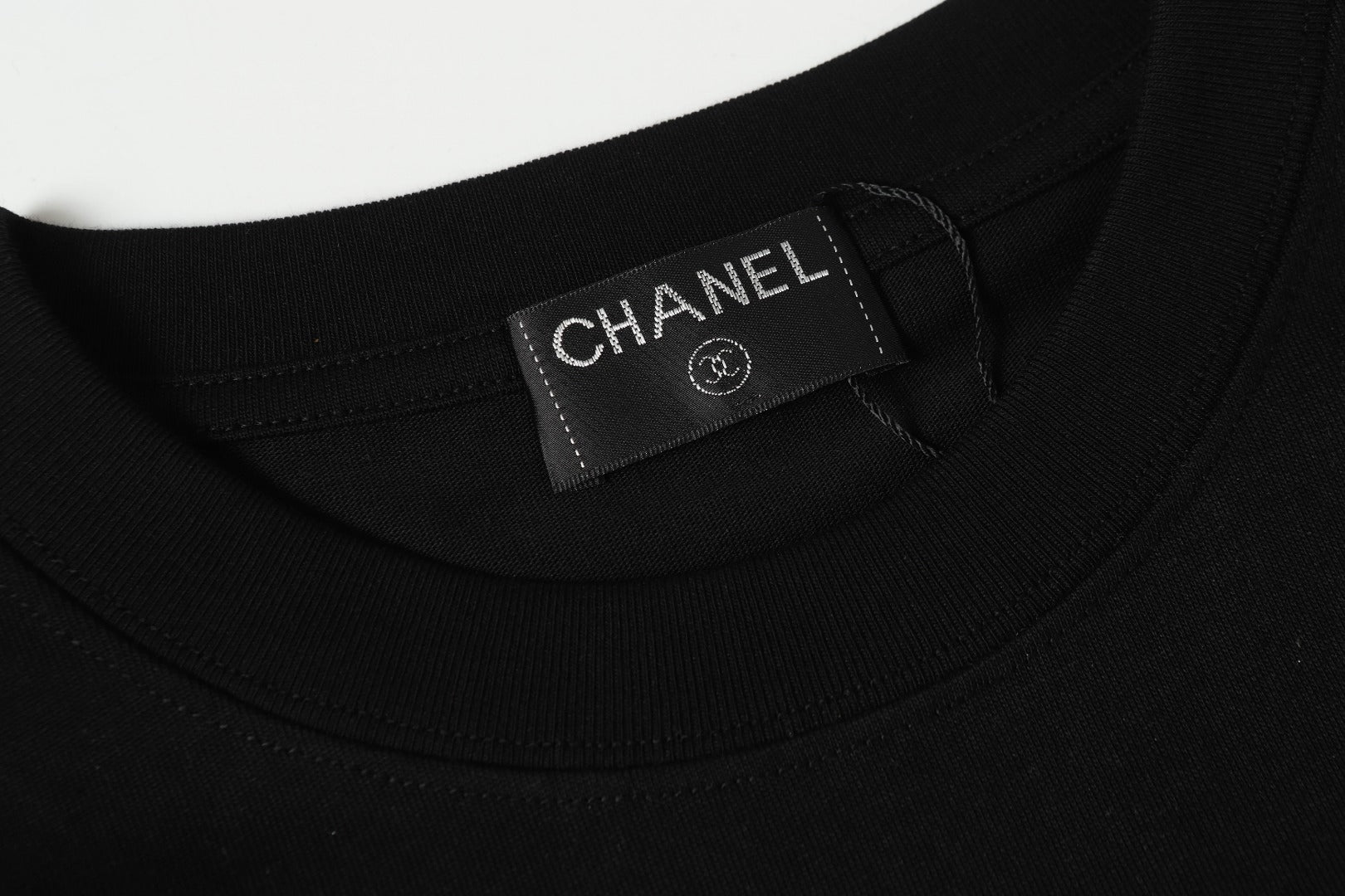 LuxluxHouse Best Quality Clothes T-shirt Chanel & Maison Margiela
