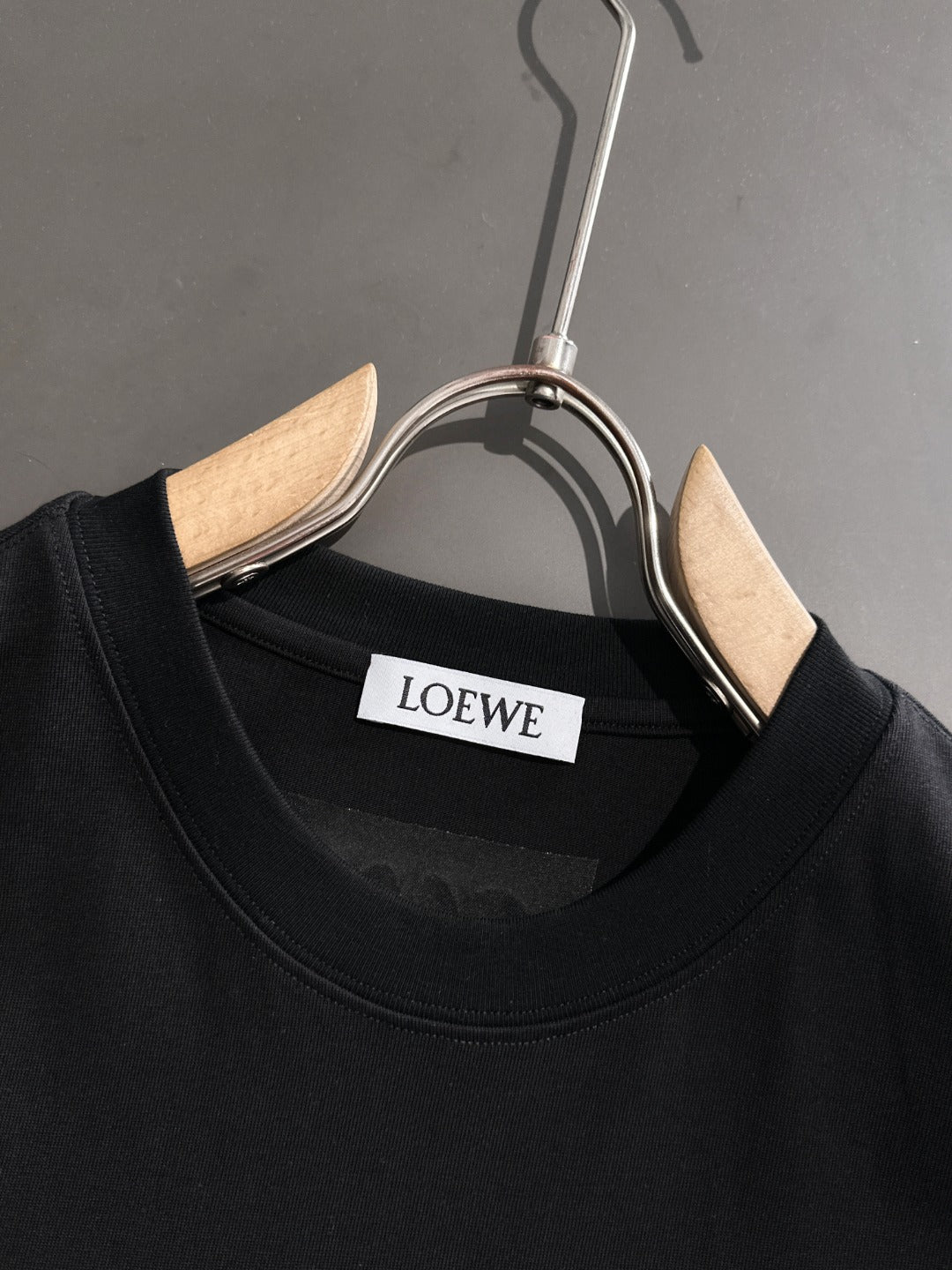 LuxluxHouse Best Quality Clothes T-shirt Loewe