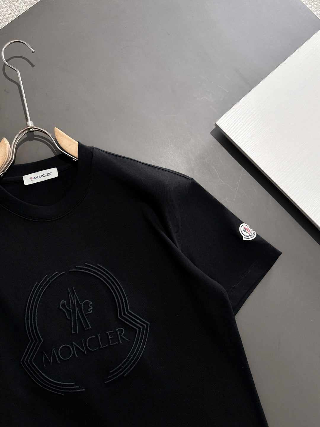 LuxluxHouse Best Quality Clothes T-shirt Moncler