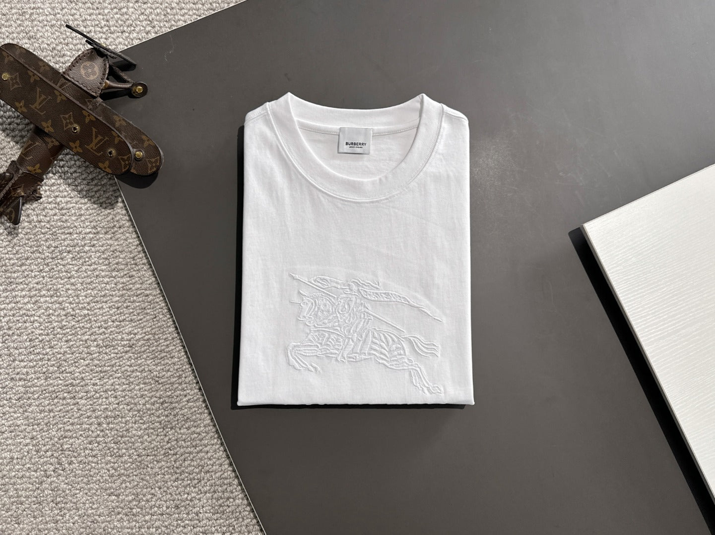 LuxluxHouse Best Quality Clothes Burberry T-shirt