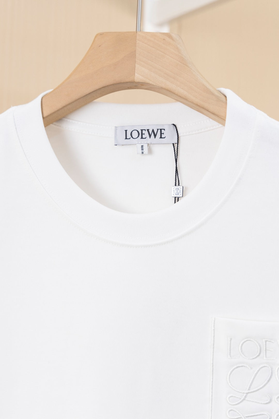 LuxluxHouse Best Quality Clothes T-shirt Loewe
