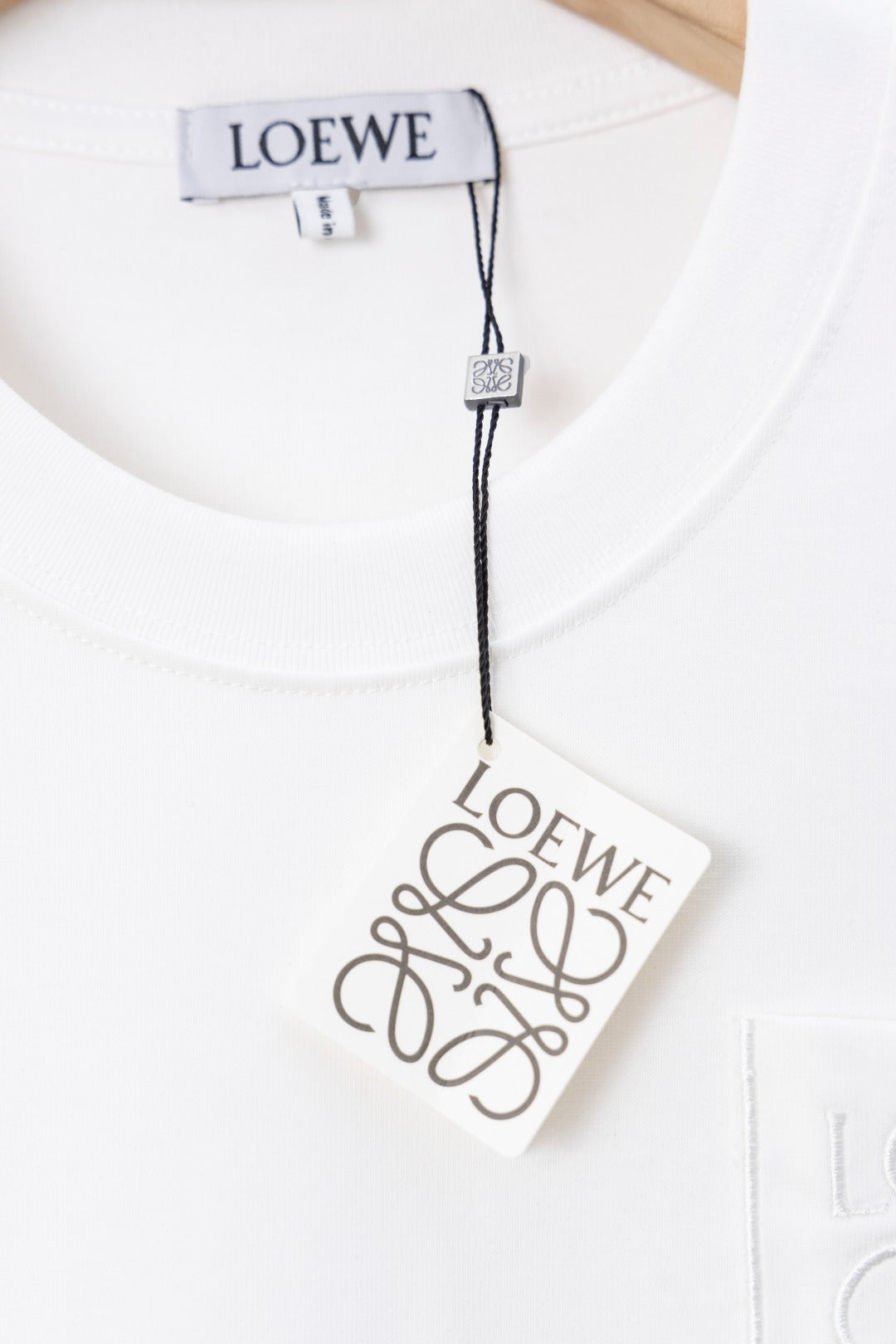 LuxluxHouse Best Quality Clothes T-shirt Loewe