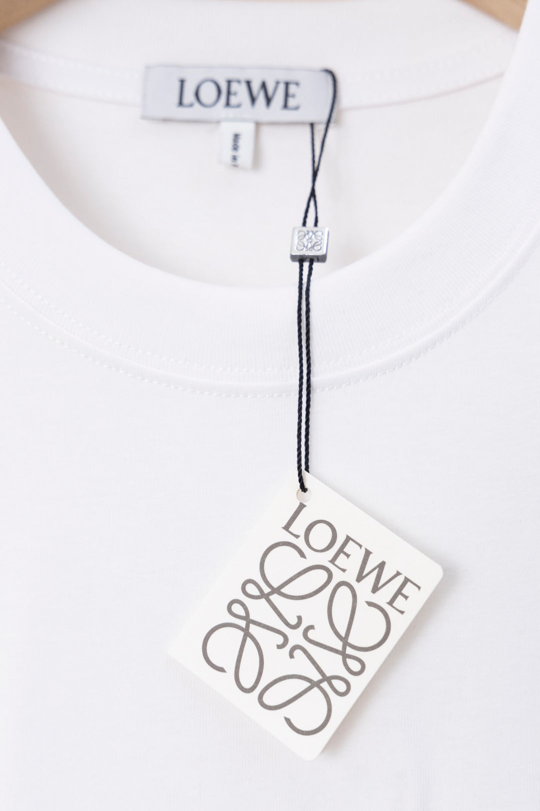 LuxluxHouse Best Quality Clothes T-shirt Loewe