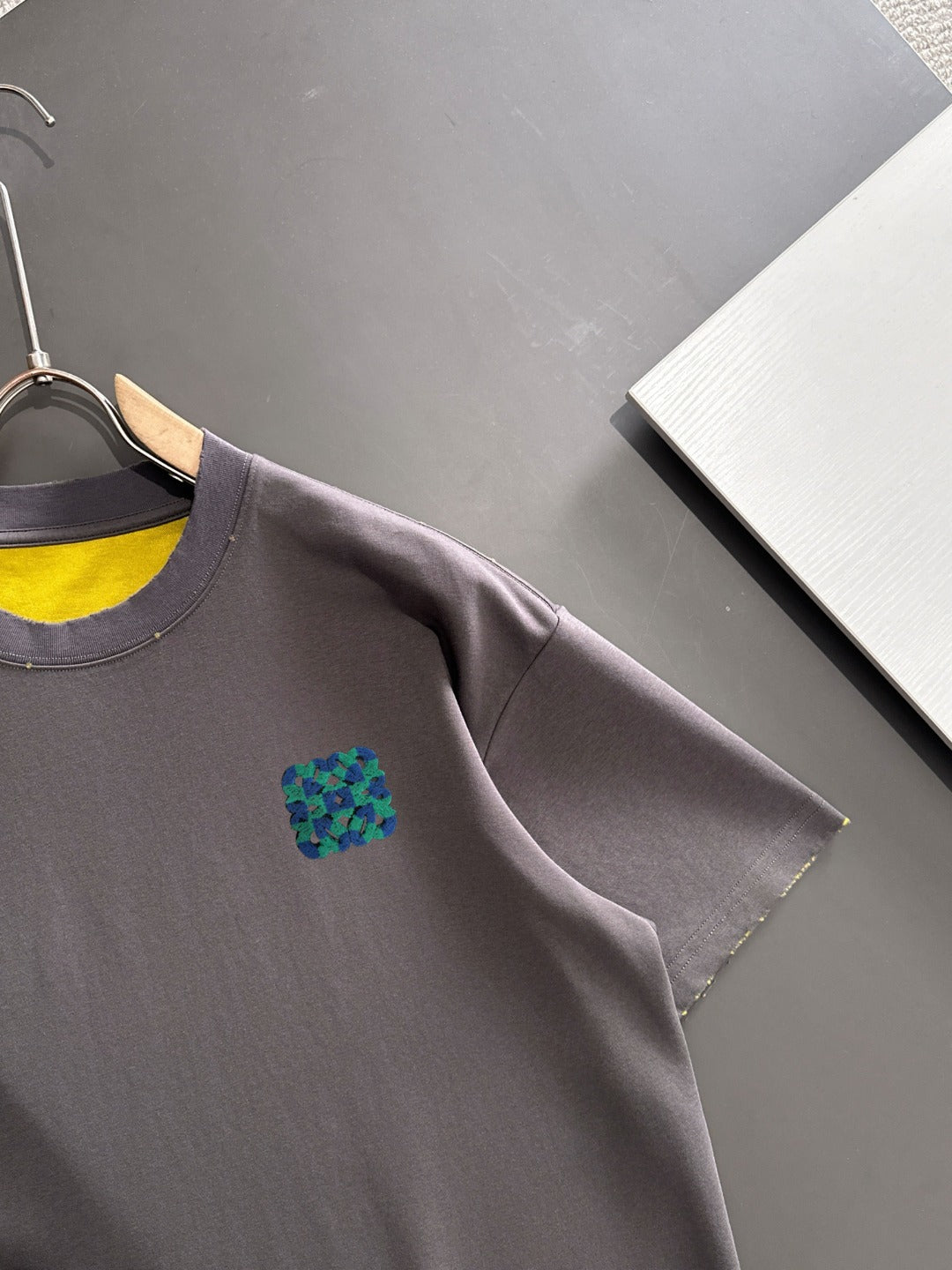 LuxluxHouse Best Quality Clothes T-shirt Loewe