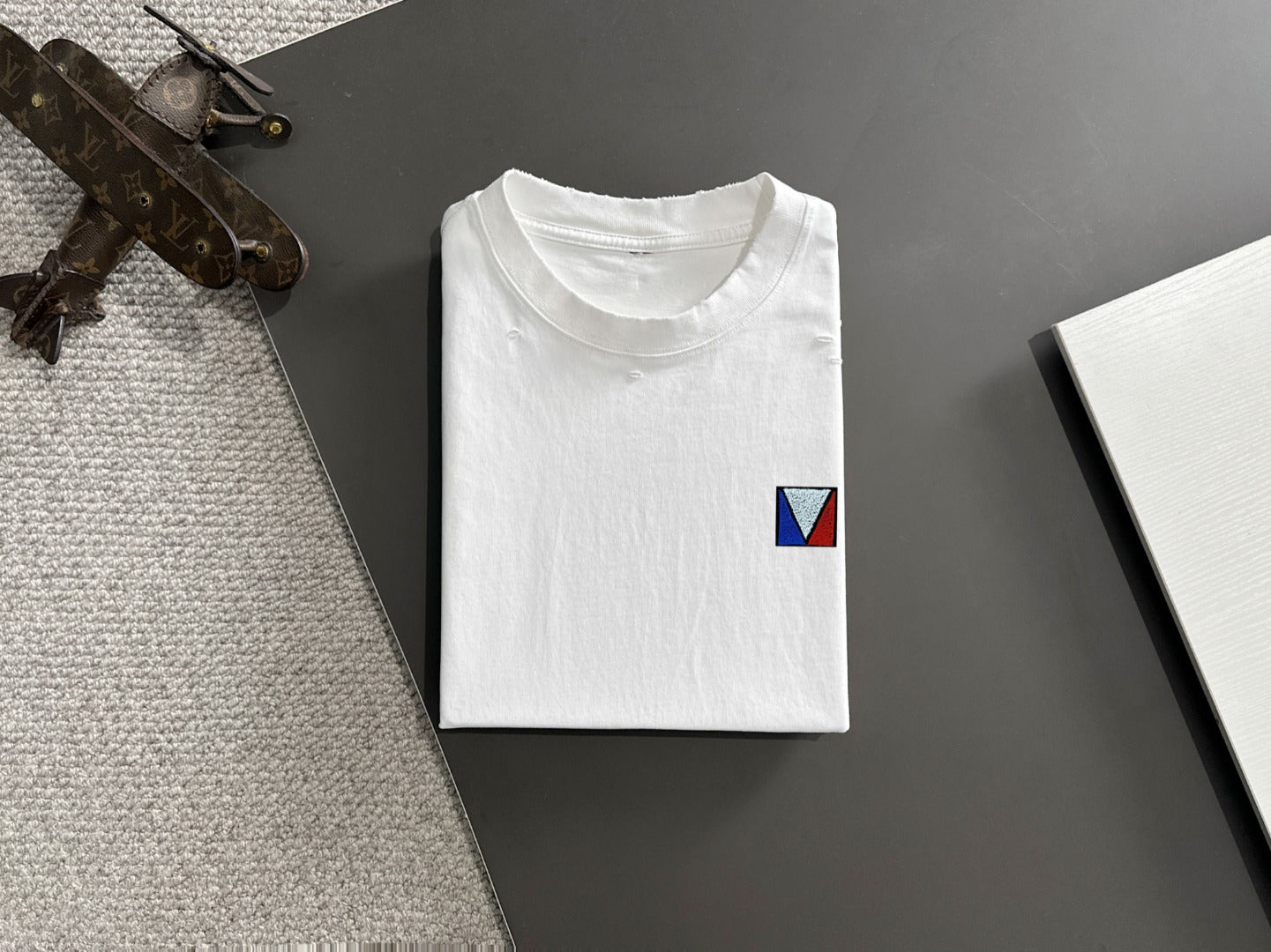 LuxluxHouse Best Quality Clothes T-shirt Louis Vuitton