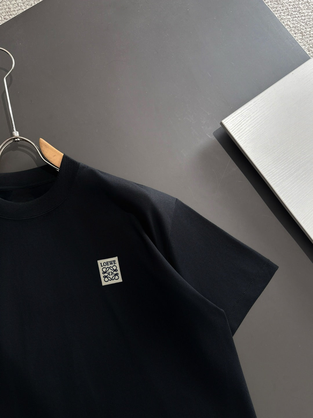 LuxluxHouse Best Quality Clothes T-shirt Loewe