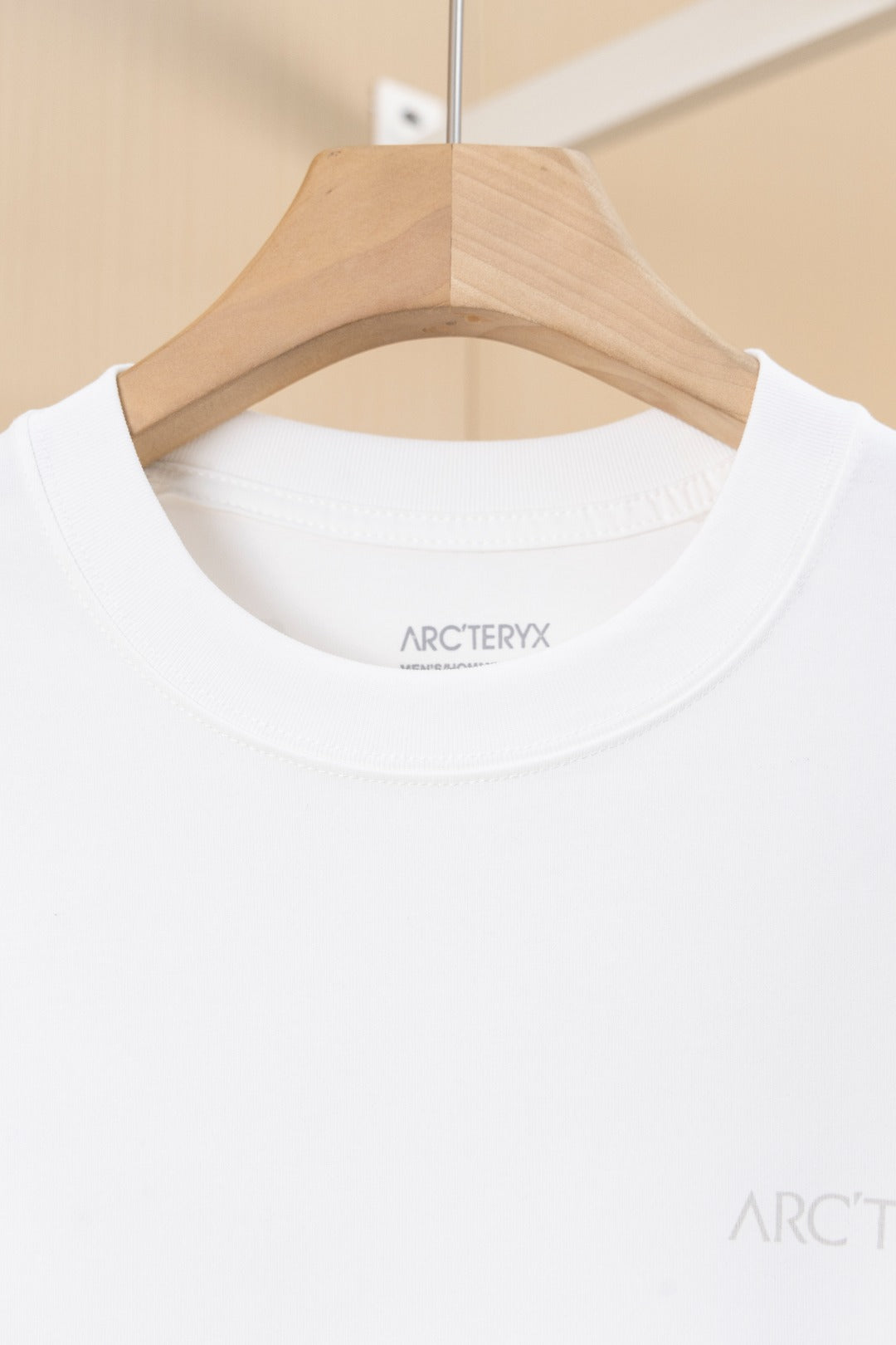 LuxluxHouse Best Quality Clothes T-shirt Arcteryx