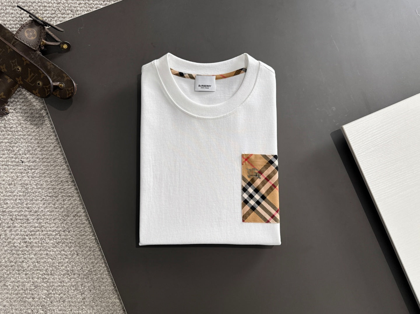 LuxluxHouse Best Quality Clothes Burberry T-shirt