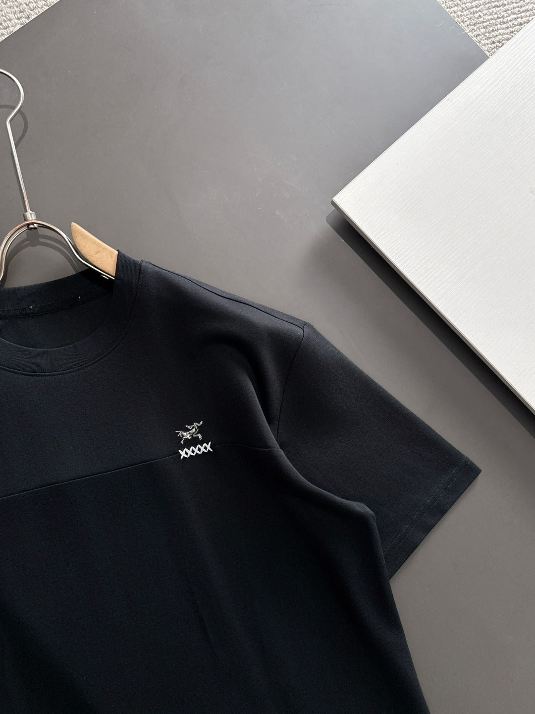 LuxluxHouse Best Quality Clothes T-shirt Arcteryx