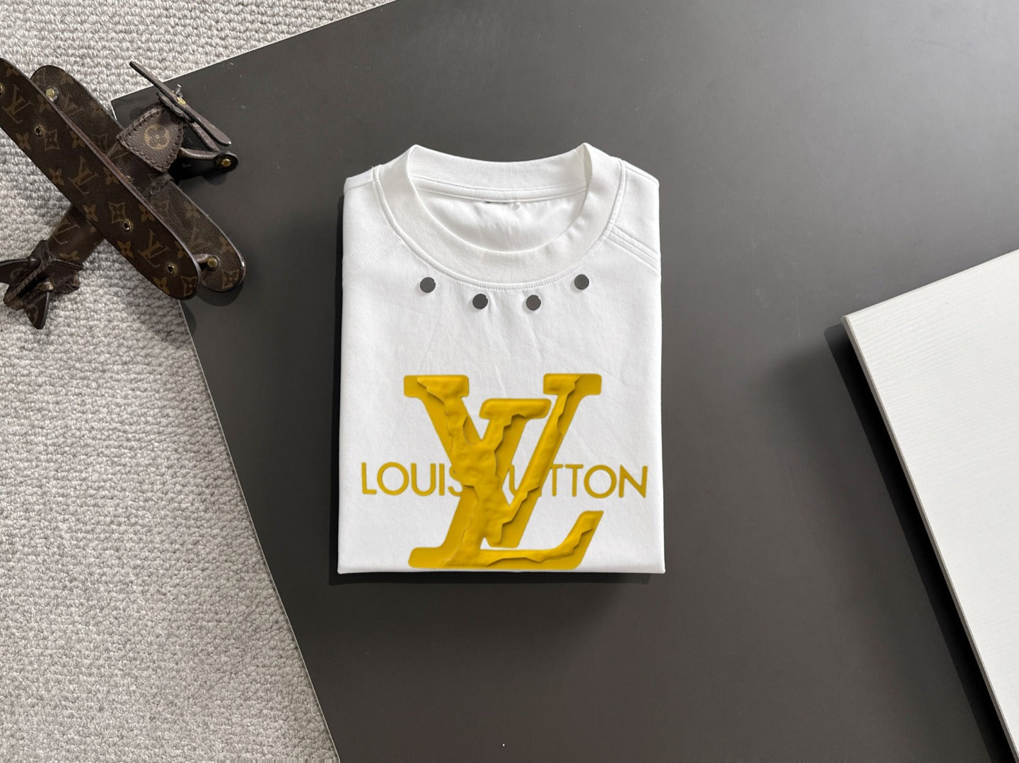 LuxluxHouse Best Quality Clothes T-shirt Louis Vuitton