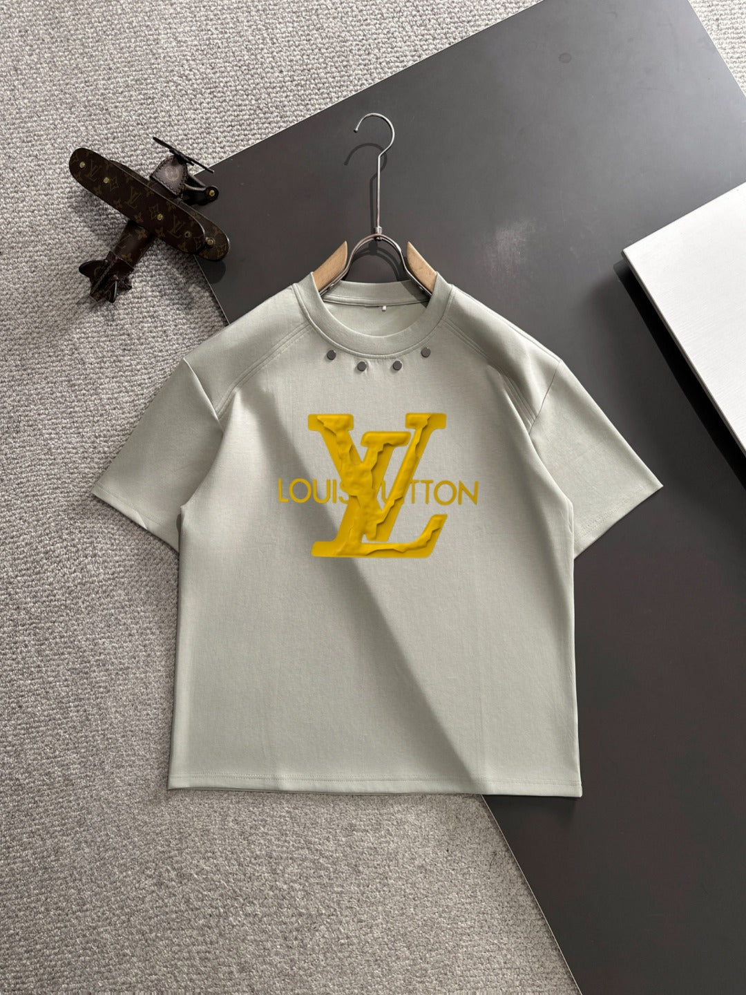 LuxluxHouse Best Quality Clothes T-shirt Louis Vuitton