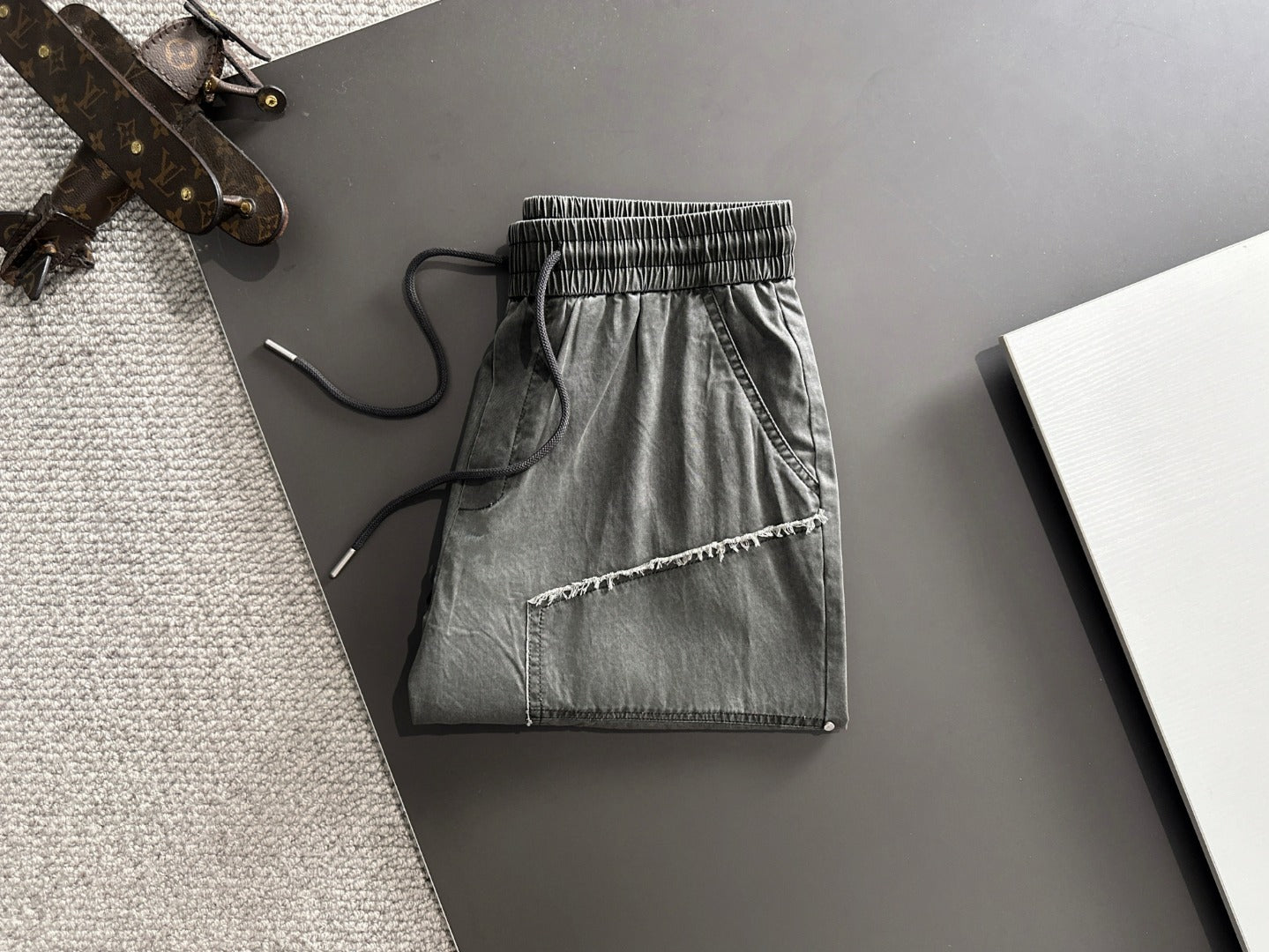 LuxluxHouse Best Quality Clothes Balenciaga Pants