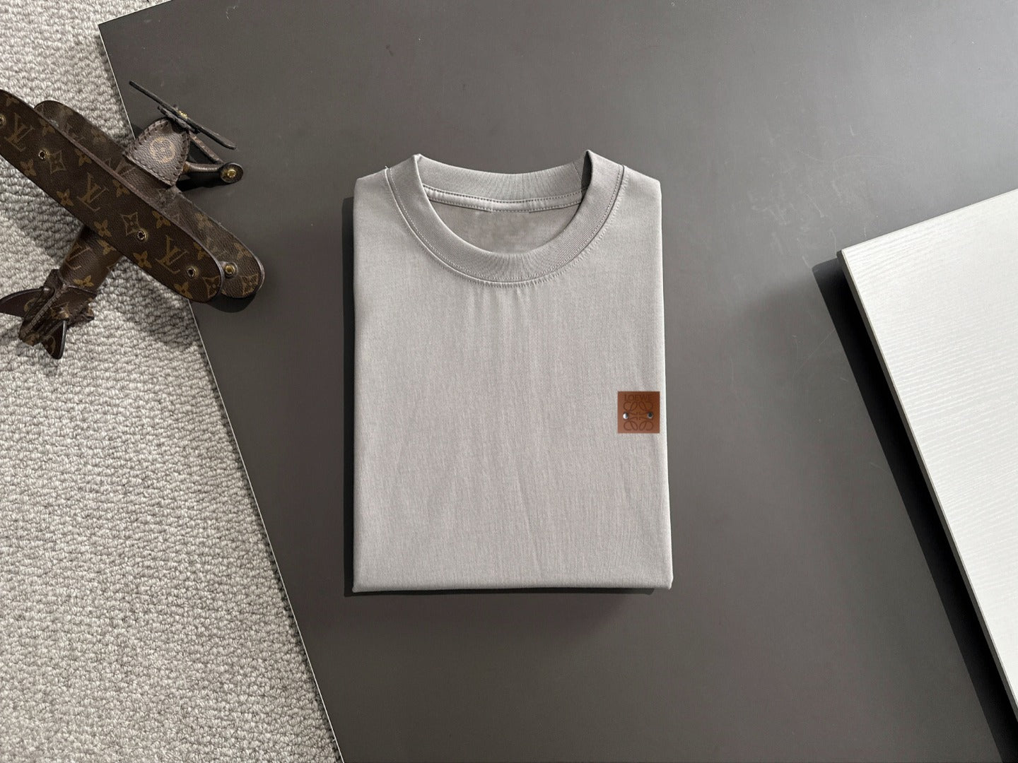 LuxluxHouse Best Quality Clothes T-shirt Loewe