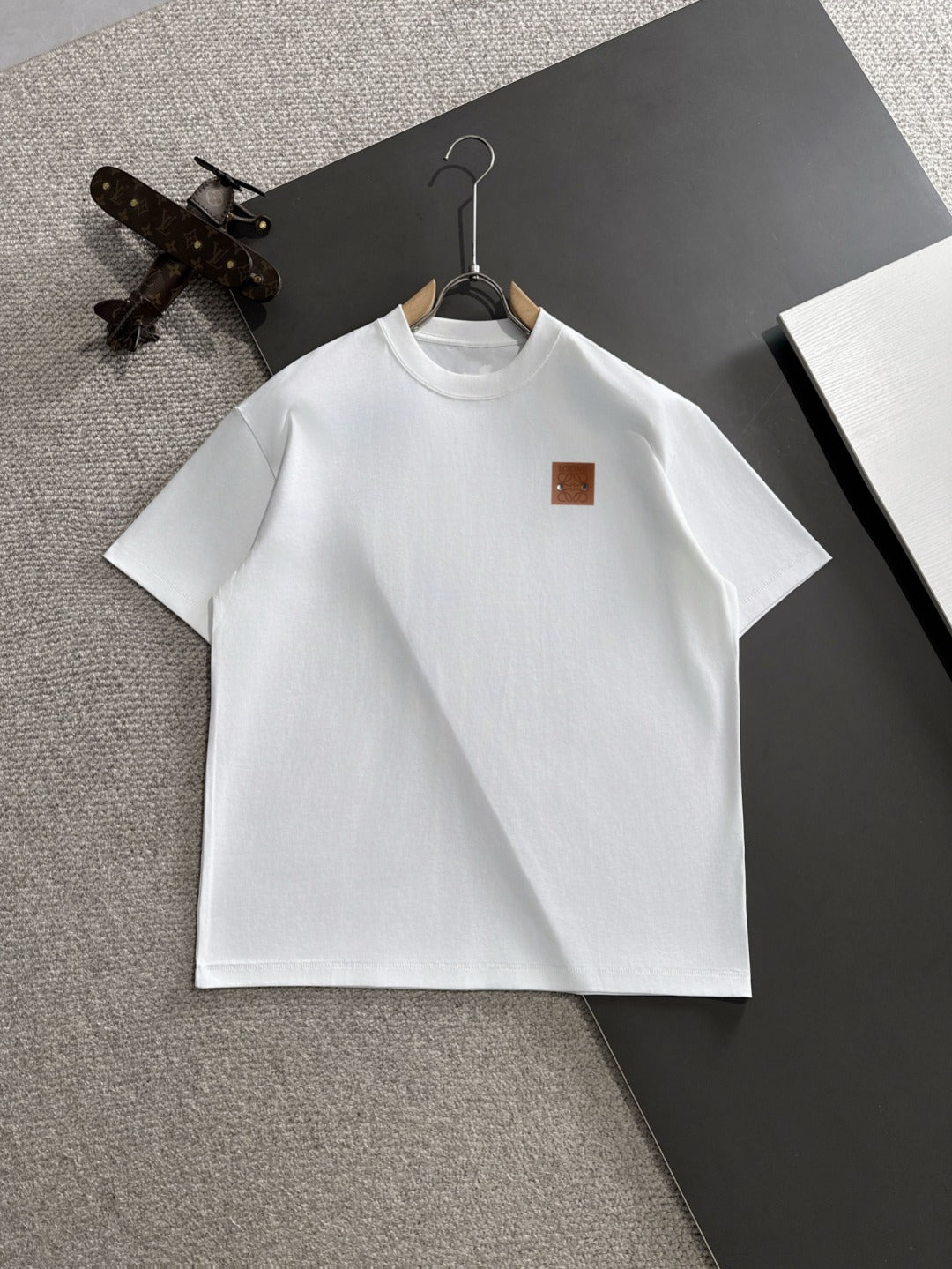 LuxluxHouse Best Quality Clothes T-shirt Loewe