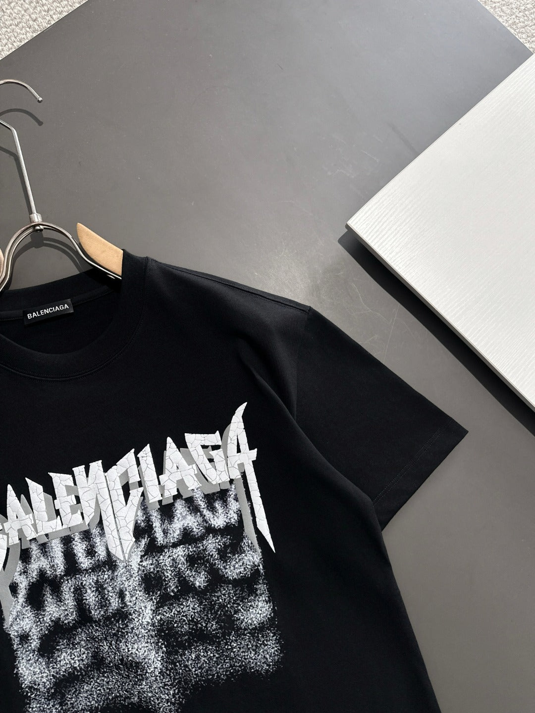 LuxluxHouse Best Quality Clothes Balenciaga T-shirt