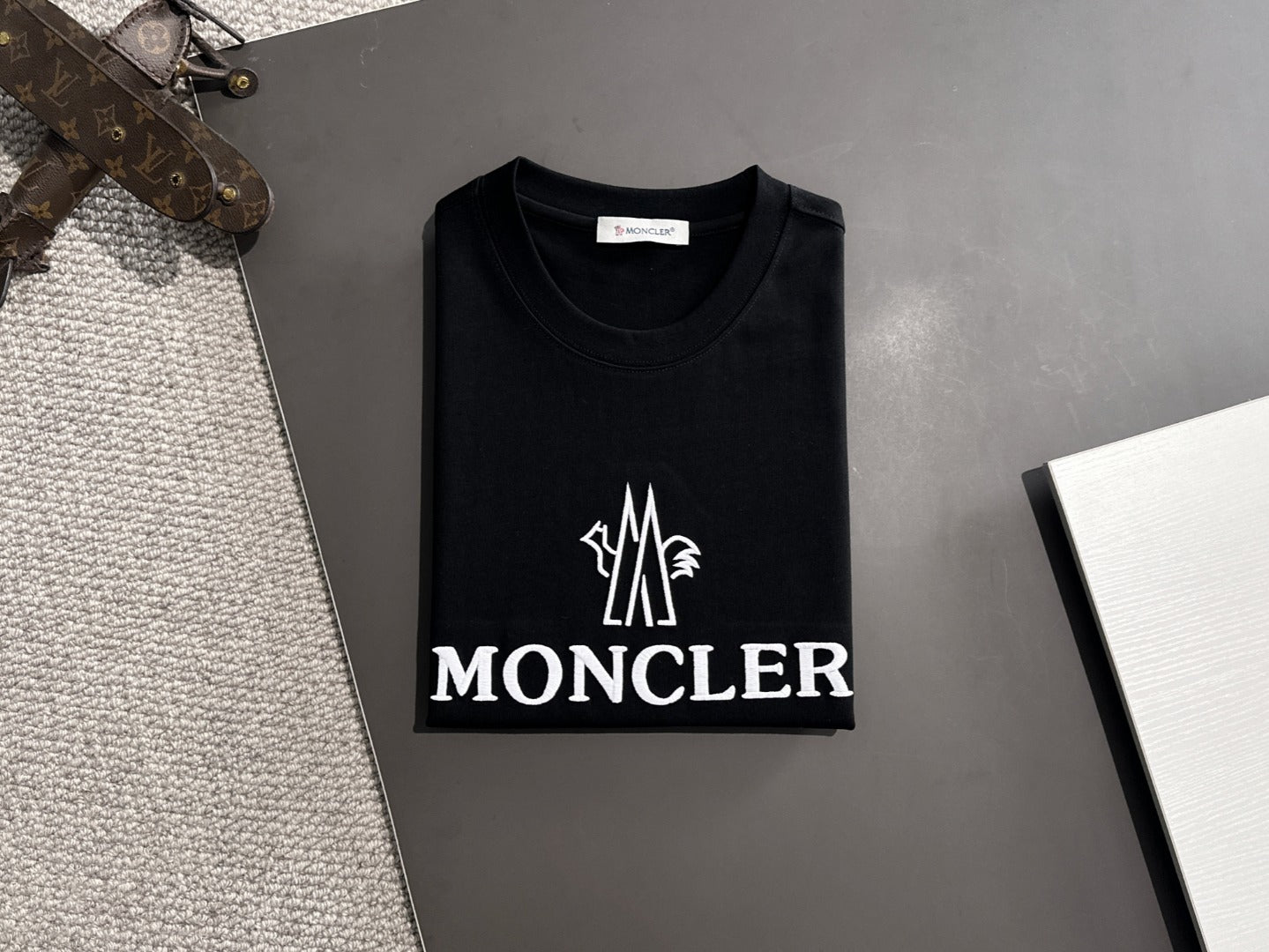 LuxluxHouse Best Quality Clothes T-shirt Moncler