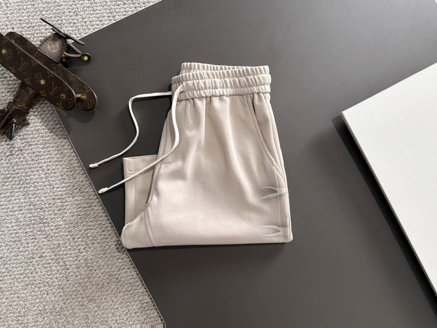 LuxluxHouse Best Quality Clothes Pants Moncler