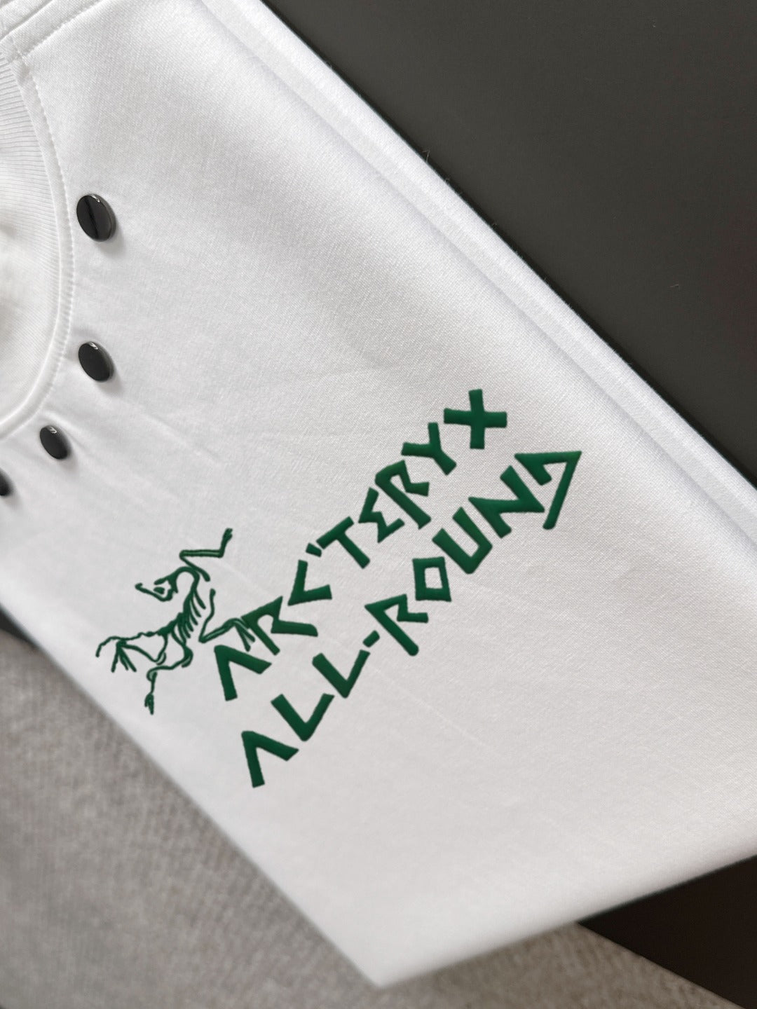 LuxluxHouse Best Quality Clothes T-shirt Arcteryx