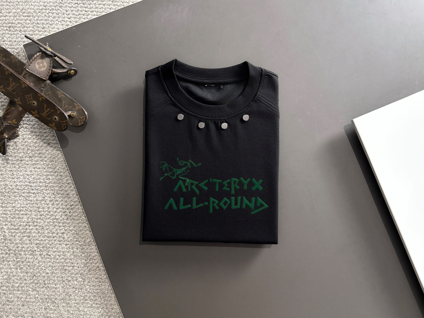 LuxluxHouse Best Quality Clothes T-shirt Arcteryx