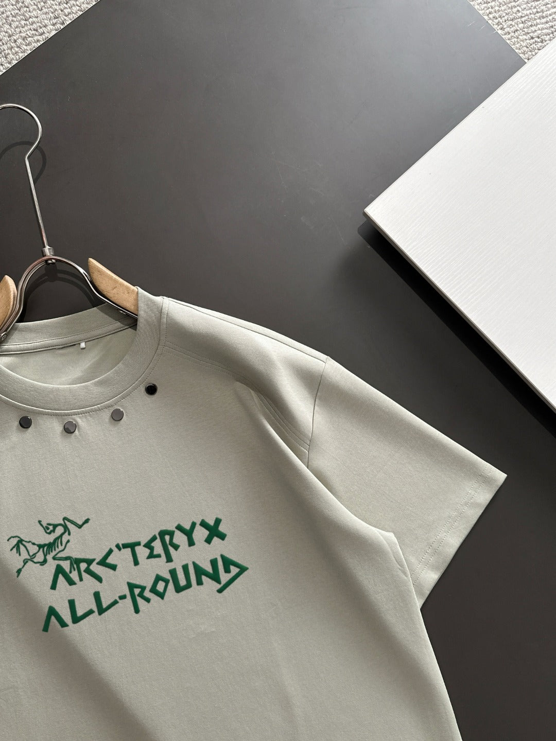LuxluxHouse Best Quality Clothes T-shirt Arcteryx