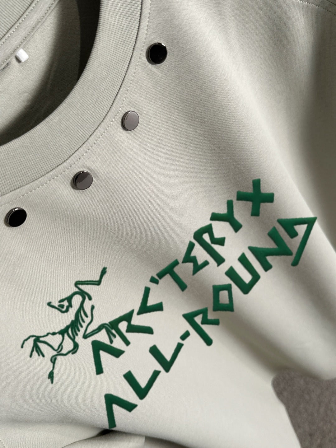 LuxluxHouse Best Quality Clothes T-shirt Arcteryx