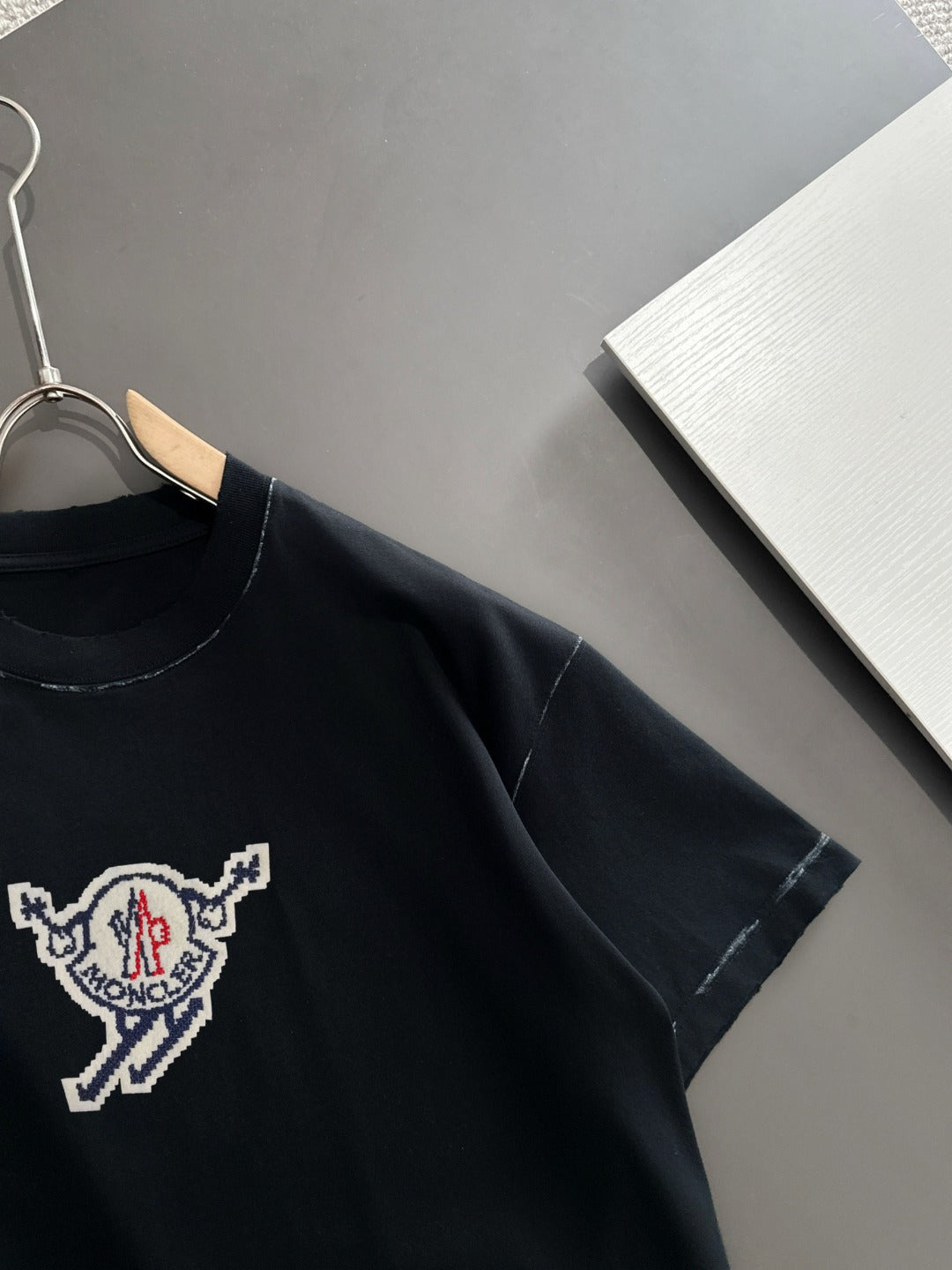 LuxluxHouse Best Quality Clothes T-shirt Moncler