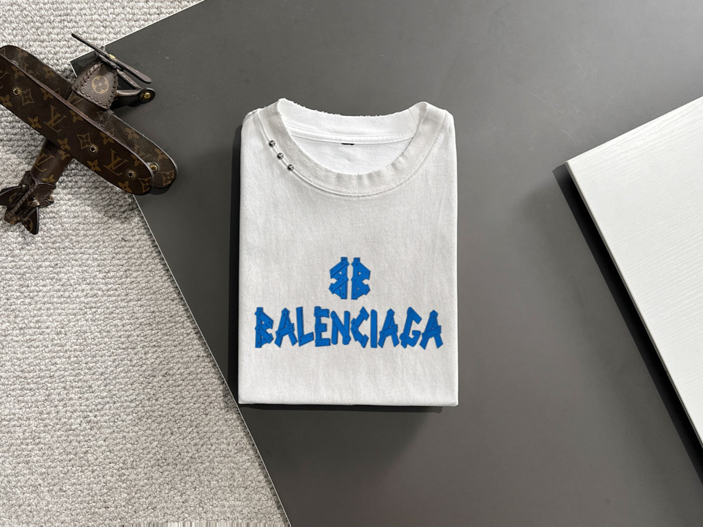 LuxluxHouse Best Quality Clothes Balenciaga T-shirt