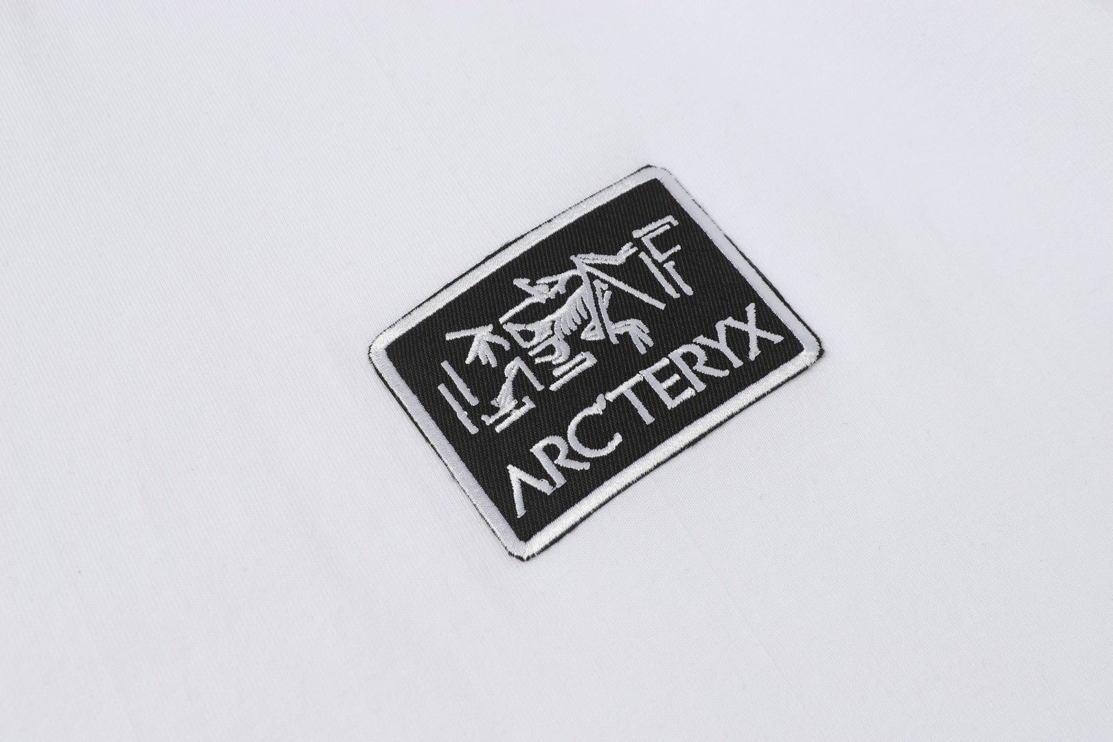 LuxluxHouse Best Quality Clothes T-shirt Arcteryx