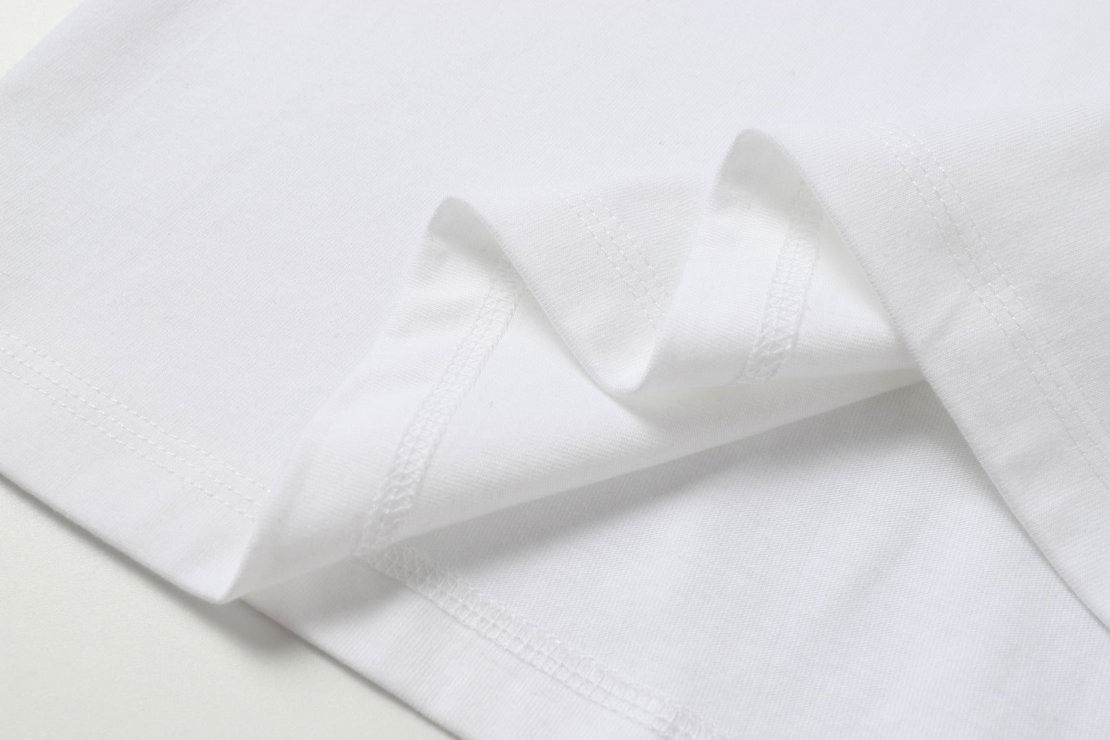 LuxluxHouse Best Quality Clothes T-shirt Arcteryx