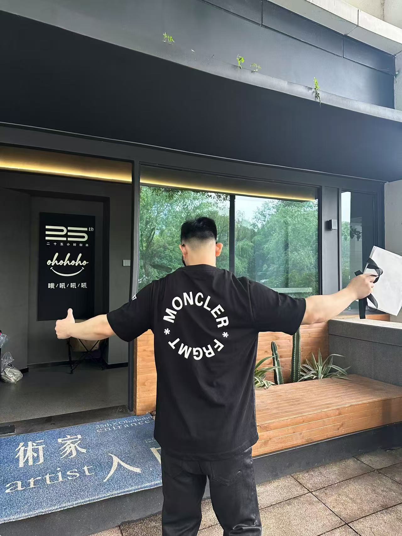 LuxluxHouse Best Quality Clothes T-shirt Moncler