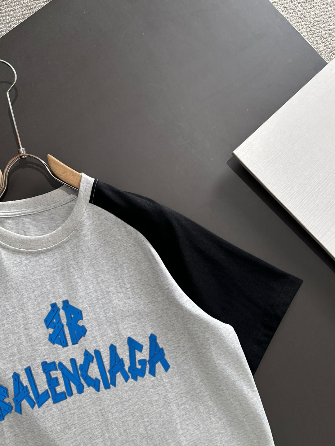 LuxluxHouse Best Quality Clothes Balenciaga T-shirt