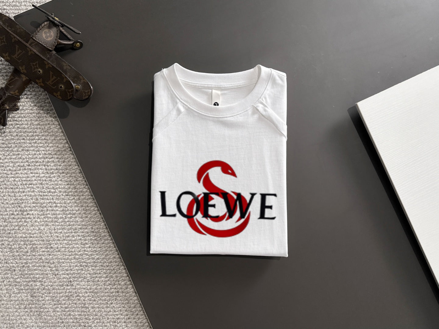 LuxluxHouse Best Quality Clothes T-shirt Loewe