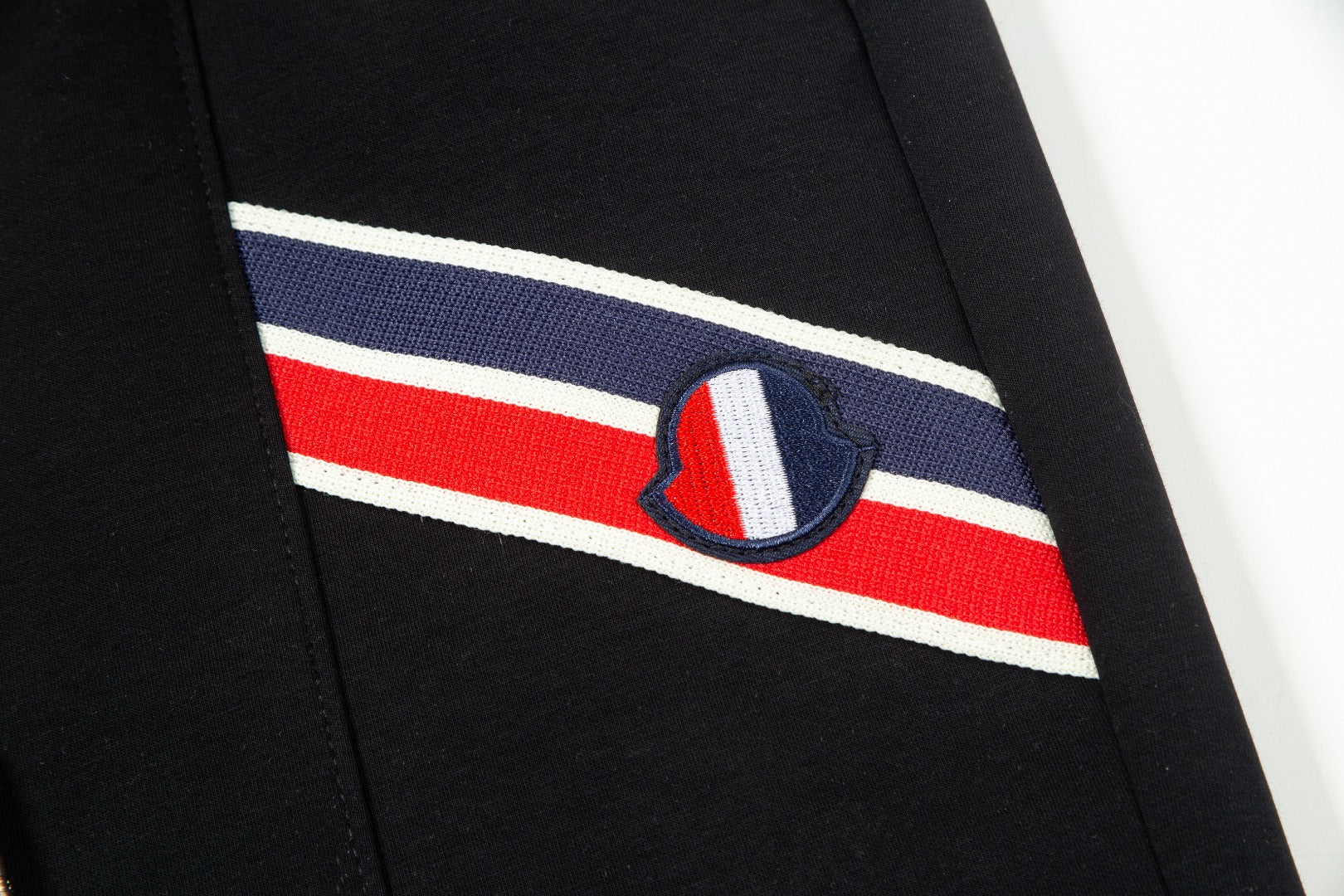 LuxluxHouse Best Quality Clothes Pants Moncler