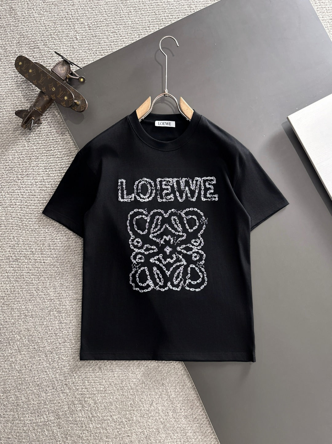 LuxluxHouse Best Quality Clothes T-shirt Loewe