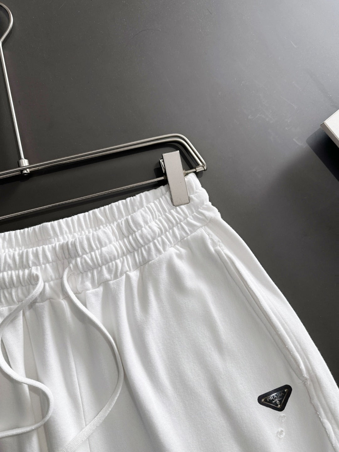 LuxluxHouse Best Quality Clothes T-shirt Prada