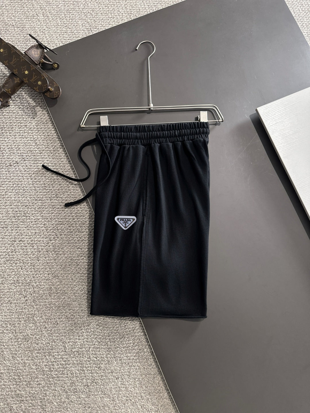 LuxluxHouse Best Quality Clothes T-shirt Prada