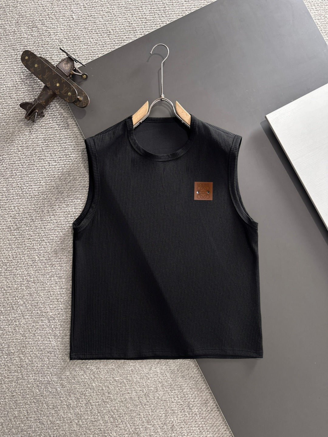 LuxluxHouse Best Quality Clothes T-shirt Loewe