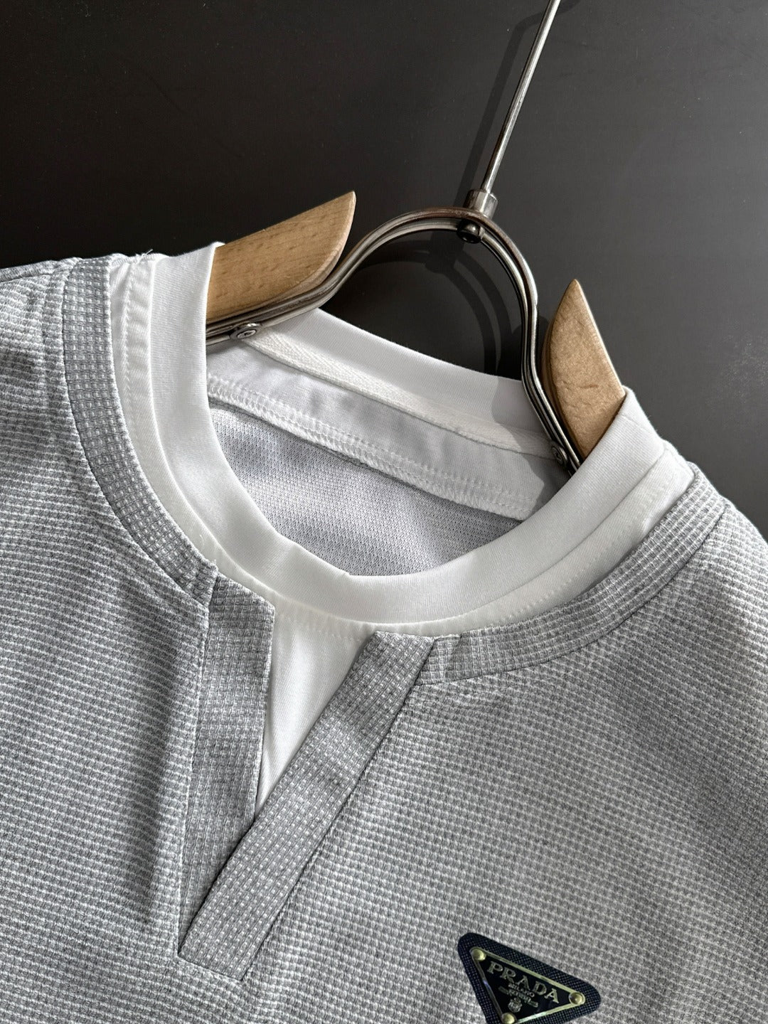 LuxluxHouse Best Quality Clothes T-shirt Prada