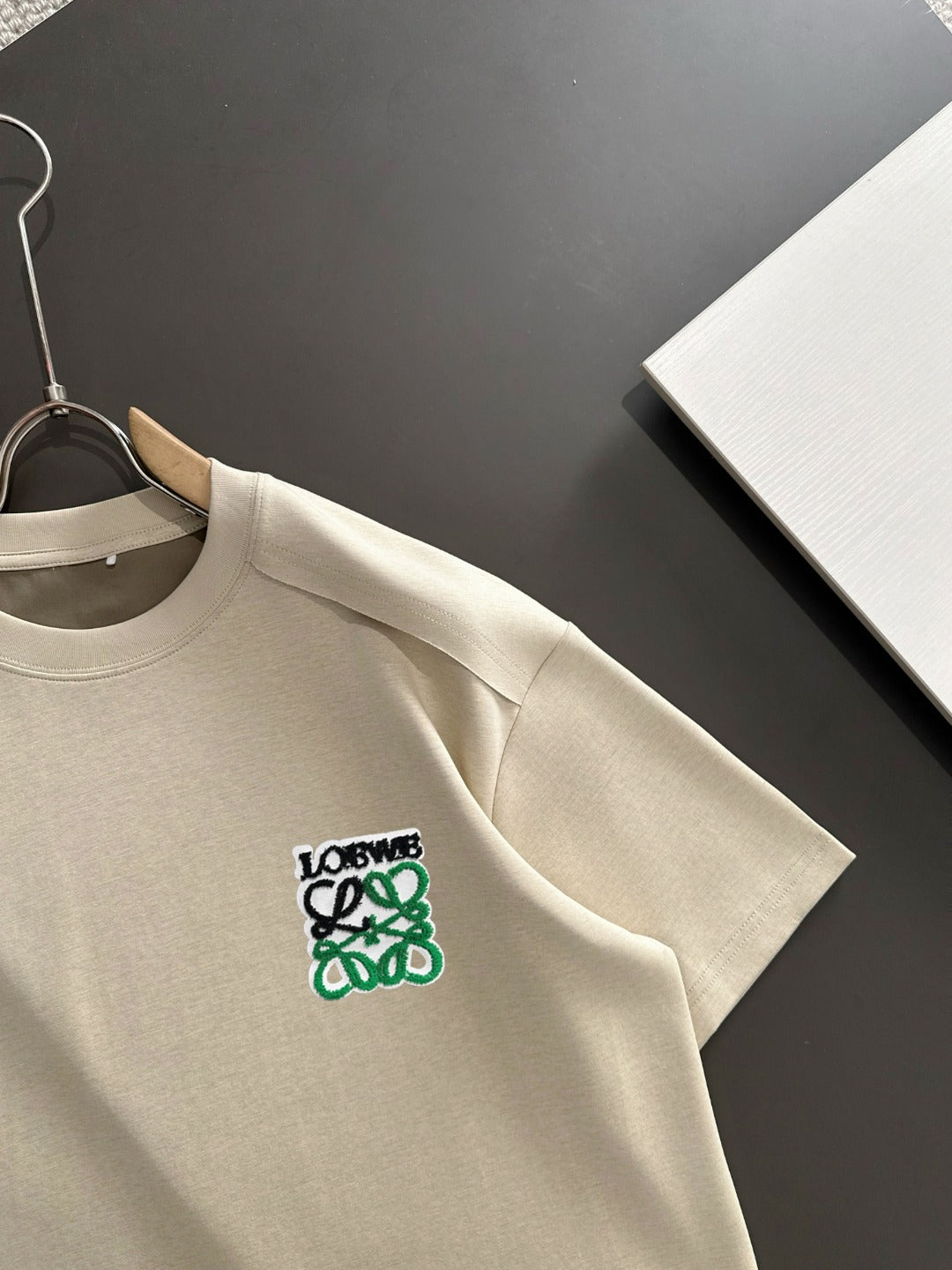 LuxluxHouse Best Quality Clothes T-shirt Loewe