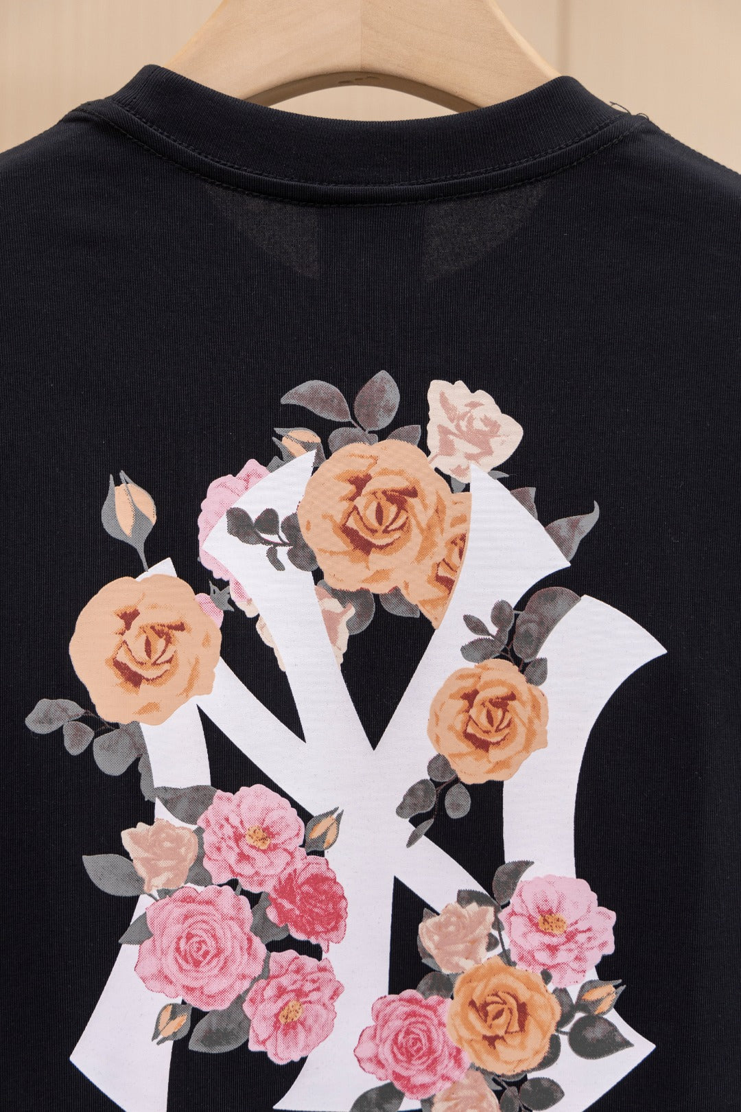 LuxluxHouse Best Quality Clothes The North Face & MLB T-shirt