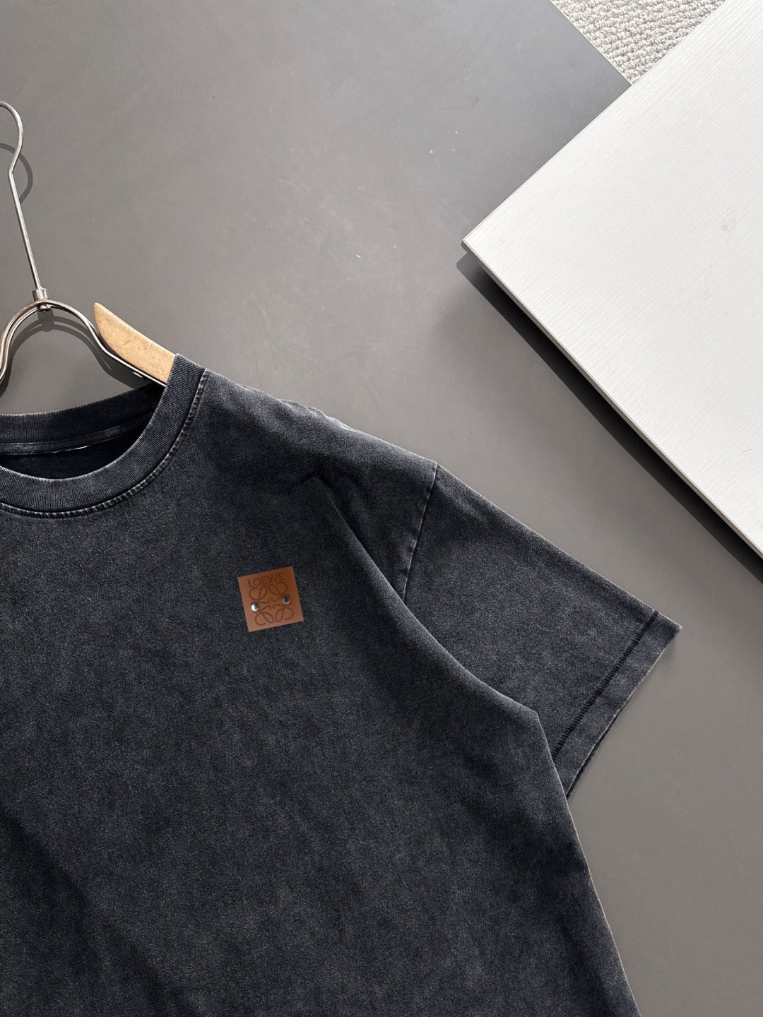 LuxluxHouse Best Quality Clothes T-shirt Loewe
