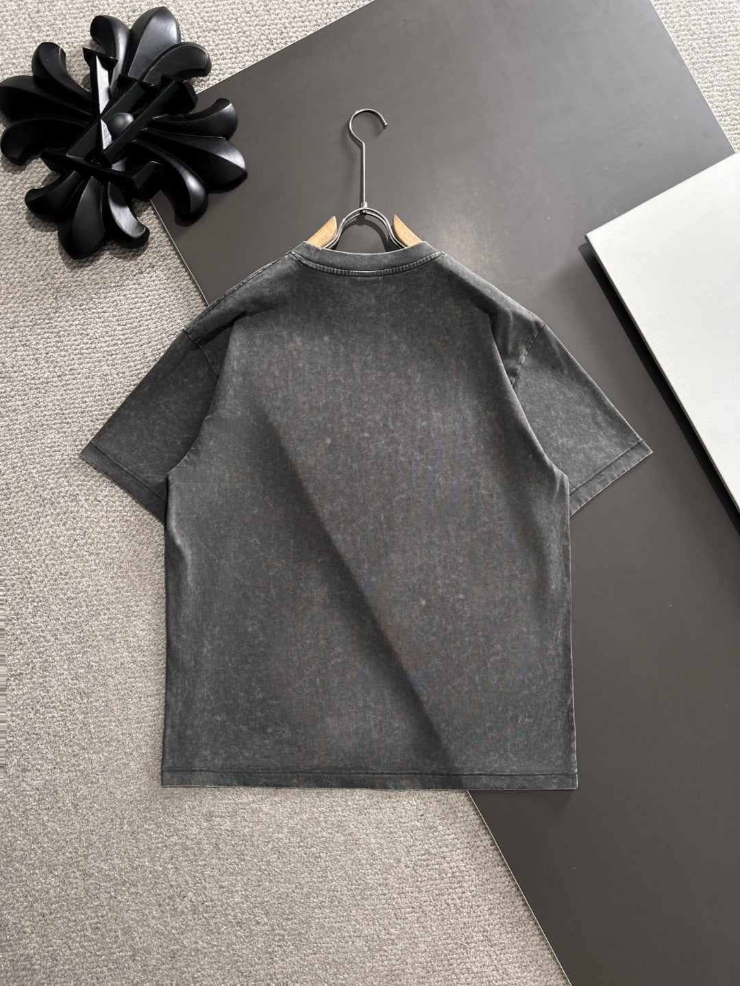 LuxluxHouse Best Quality Clothes T-shirt Loewe