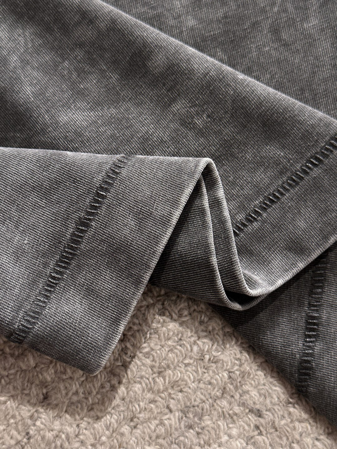 LuxluxHouse Best Quality Clothes T-shirt Loewe