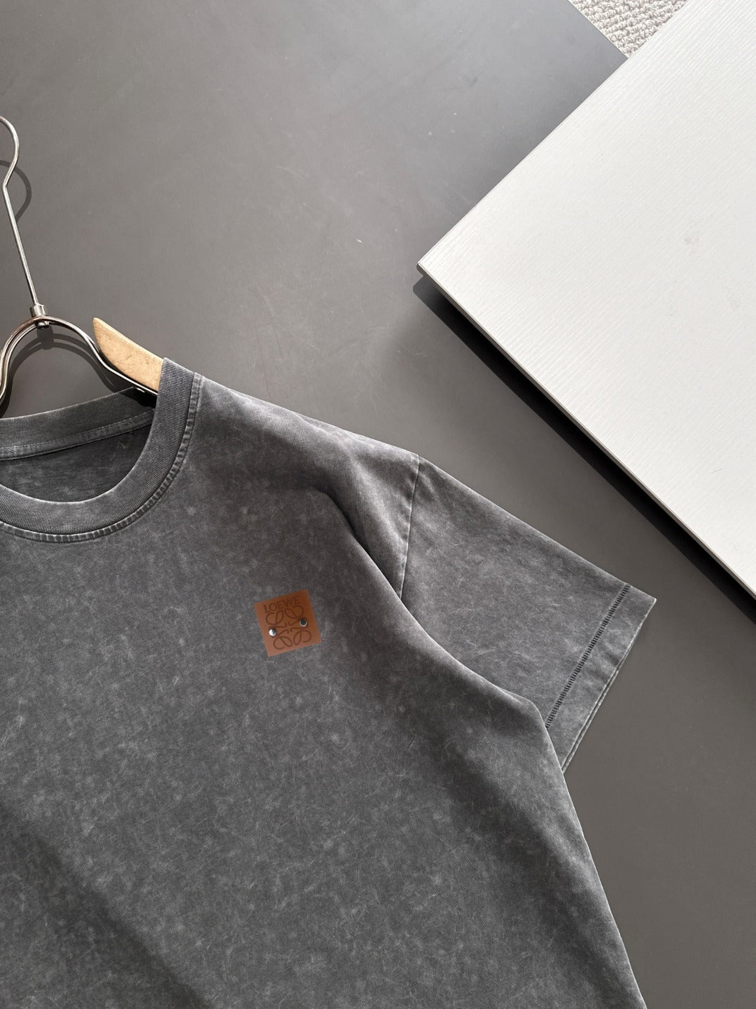 LuxluxHouse Best Quality Clothes T-shirt Loewe