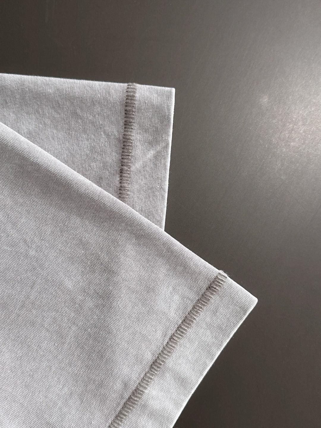 LuxluxHouse Best Quality Clothes T-shirt Loewe