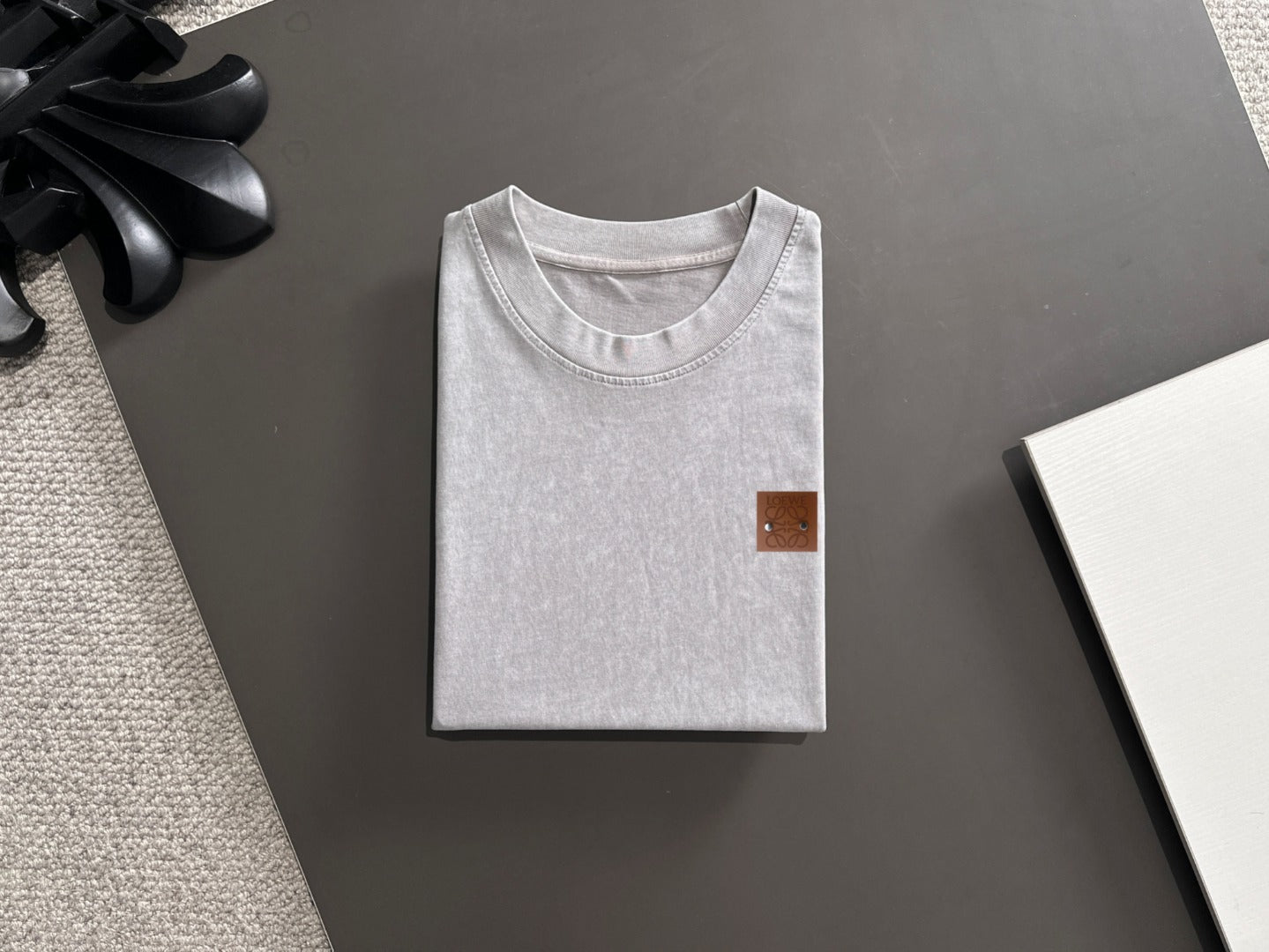 LuxluxHouse Best Quality Clothes T-shirt Loewe